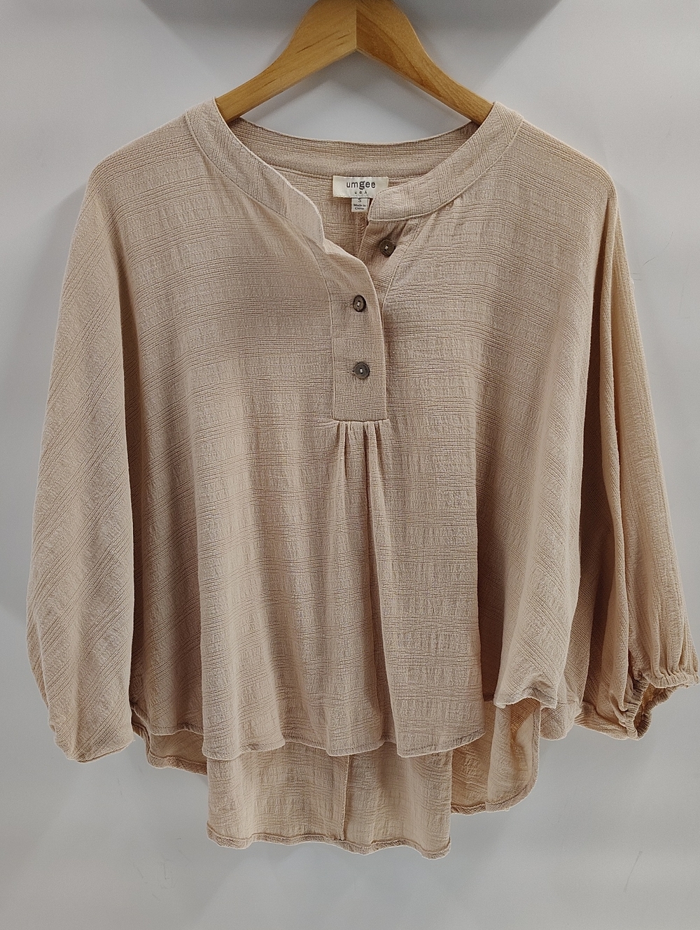 Umgee Oversized Flowy Blouse Tan Button Batwing 100% Cotton
